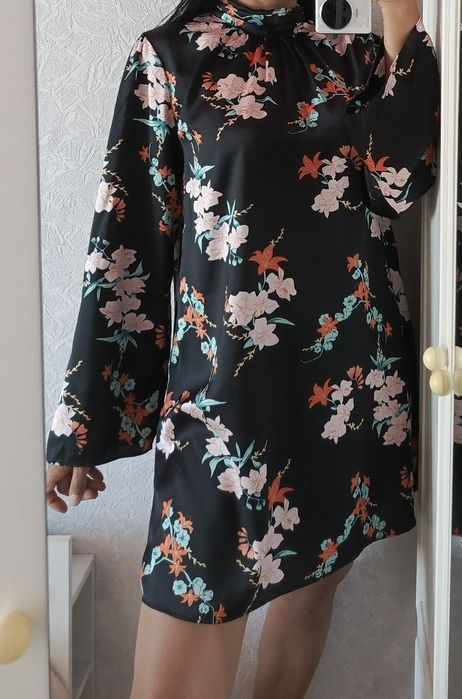 Сукня М Л вільна