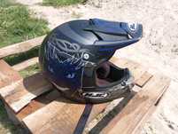 Kask HJC helmets cross  czarno-niebieski 85 cm C6