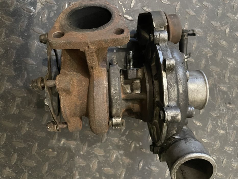 Розборка Toyota hiace 2004 d4d. Двигун, підвіска,,коробка,міст.