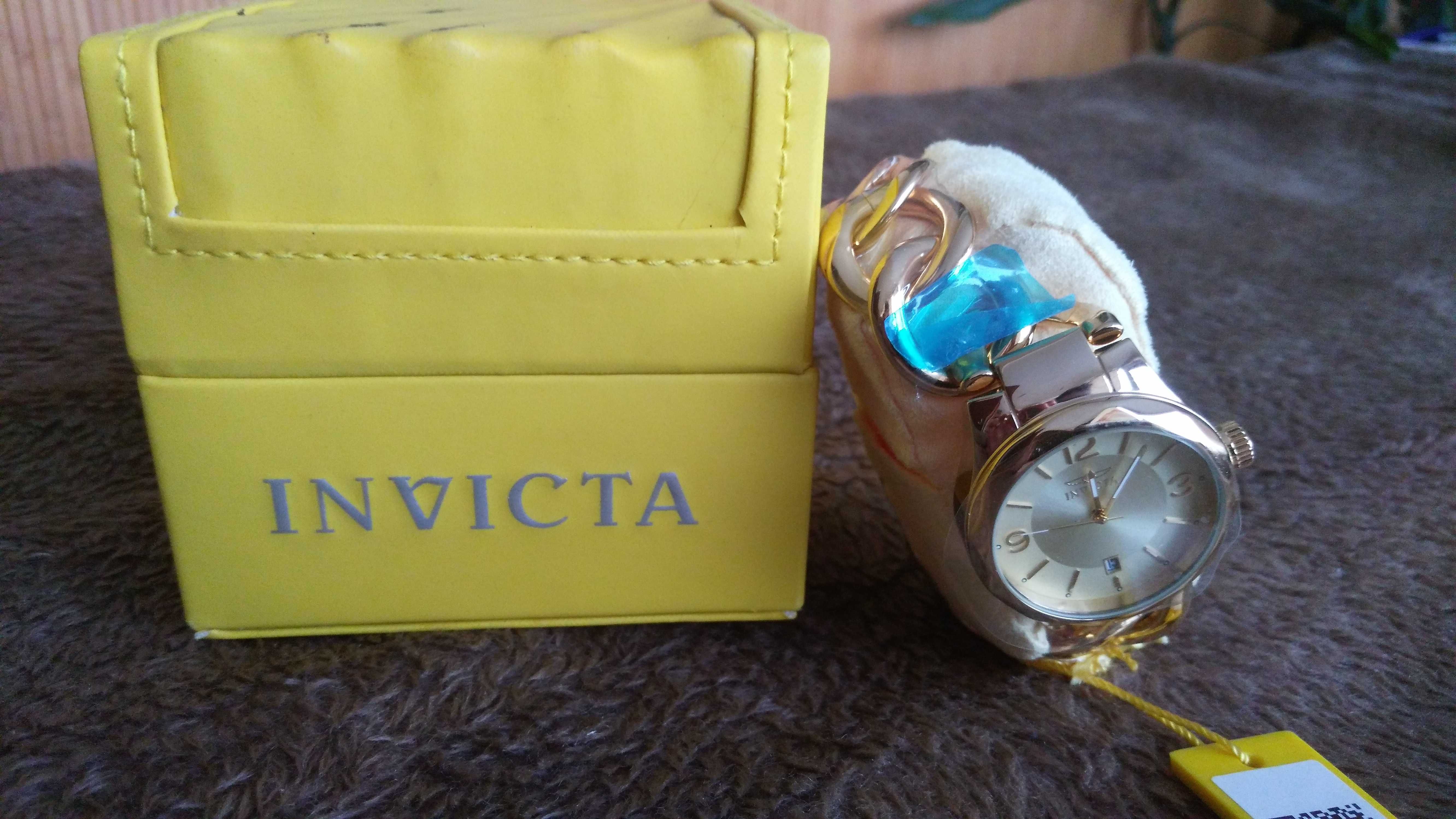 женские часы Invicta, новые