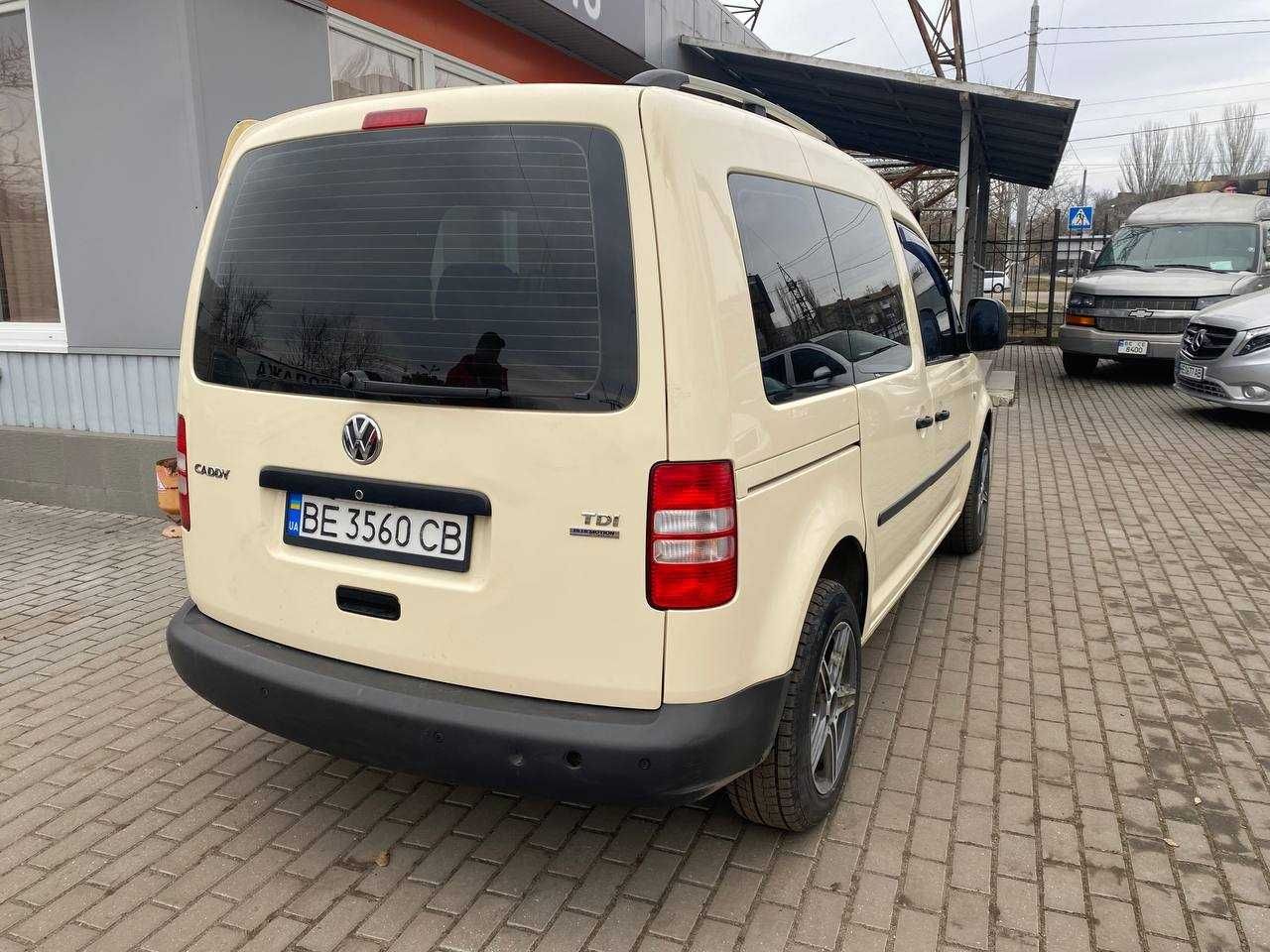 Volkswagen Caddy 2013 року 1,6 л./дизель