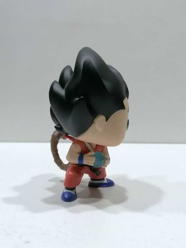 Dragon Ball Goku com Kamehameha