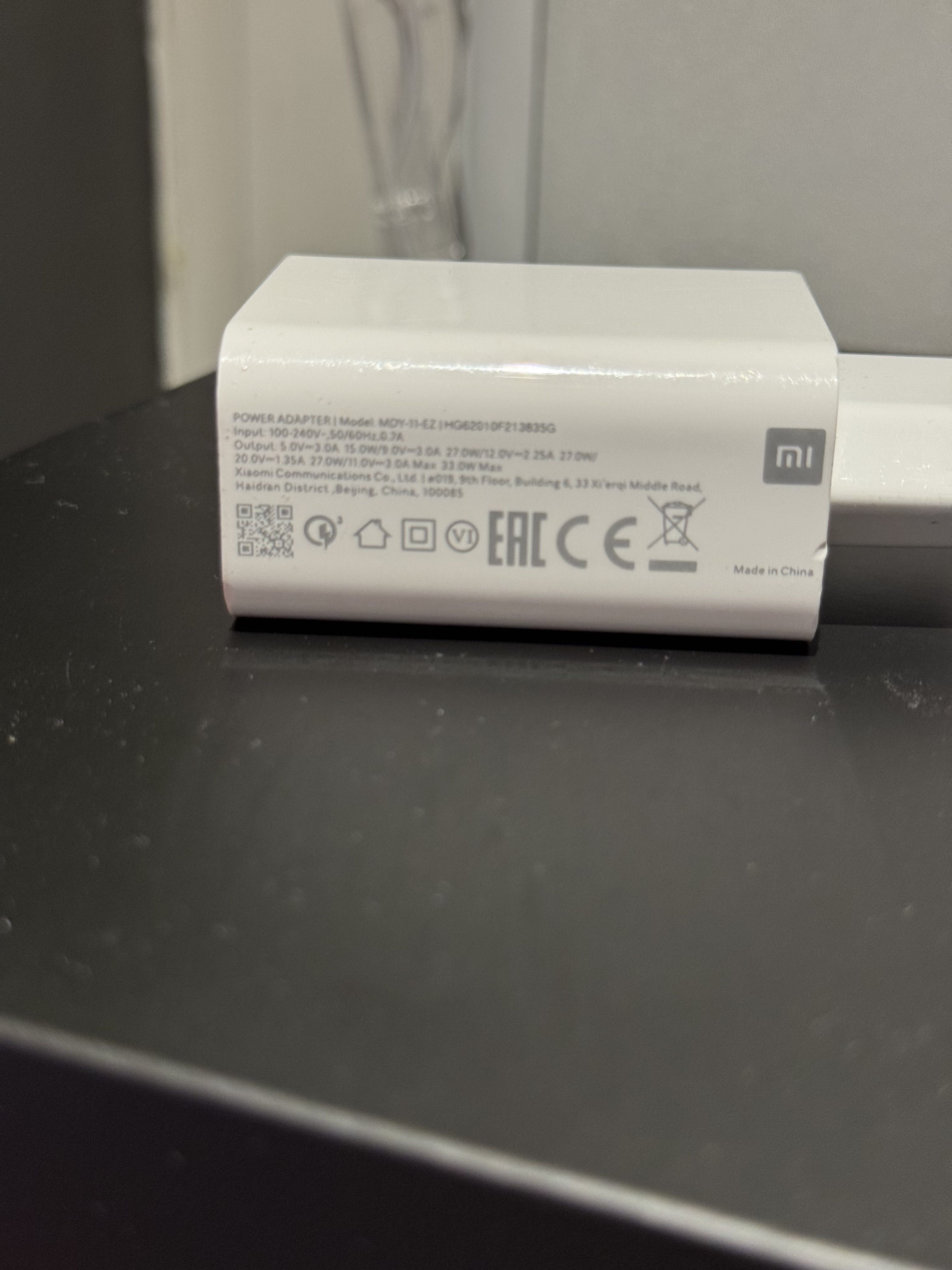 Oryginalna ładowarka Xiaomi USB-A 33W - Szybkie Ładowanie PD i QC