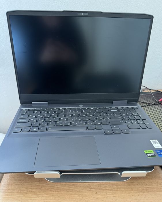 LAPTOP Lenovo LOQ 15IRH8 i7-13620H 16GB 512GB SSD Win11 (z kluczem)