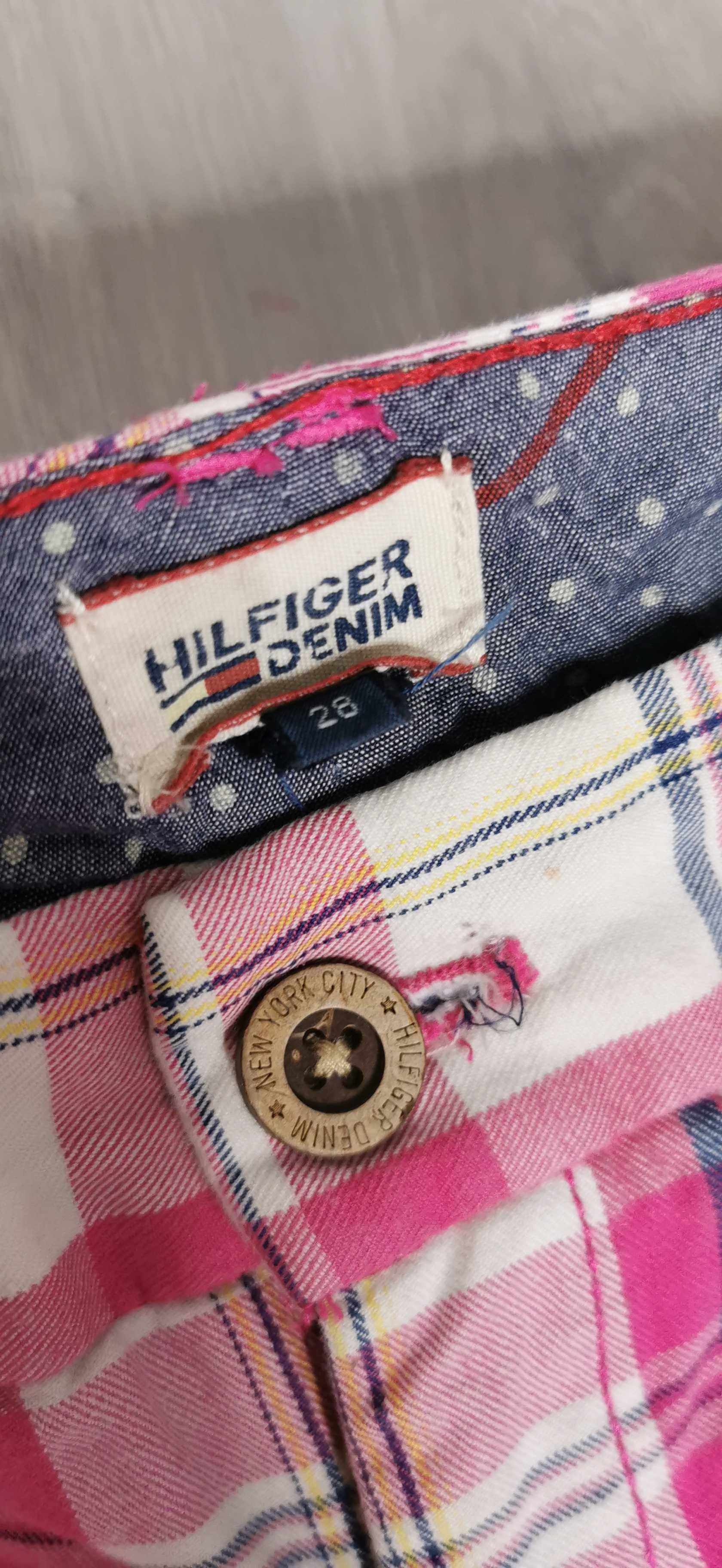 Spodenki jeansowe Tommy Hilfiger w kratkę chino różowe 28 rozmiar S/M