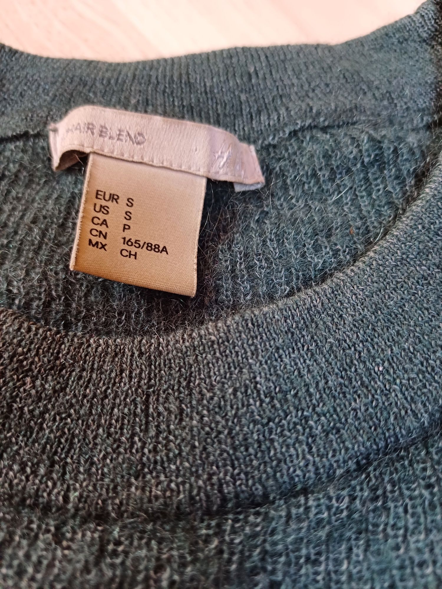 Sweter ciemnozielony z moherem i wełną