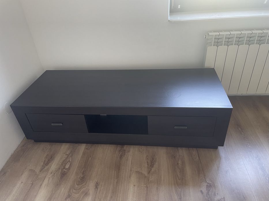 Szafka RTV w kolorze Venge