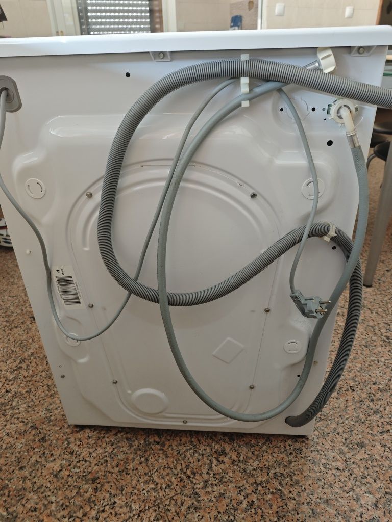Máquina de lavar roupa Hoover
