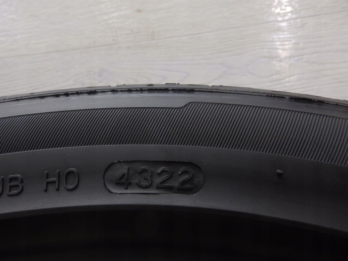 Opona letnia Hankook Ventus S1 evo2 SUV 255/40R20 101 Y
