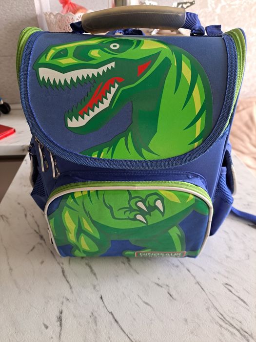 Б/у школьный каркасный рюкзак и сумка для обуви YES