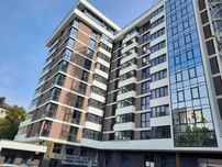 Продаж 2 кімнатної квартири 58 м"2 по вул. Миру