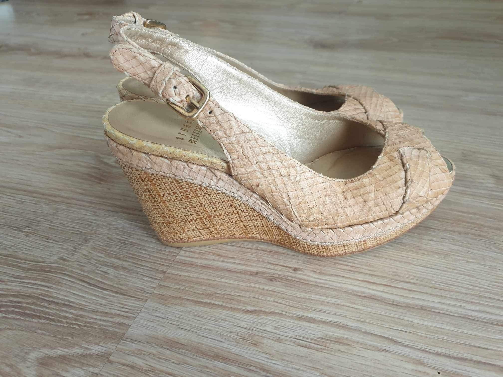 Stuart Weitzman sandały na koturnie 35