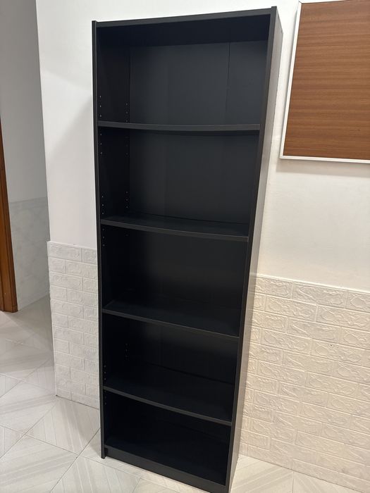 Estante Gersby Preta