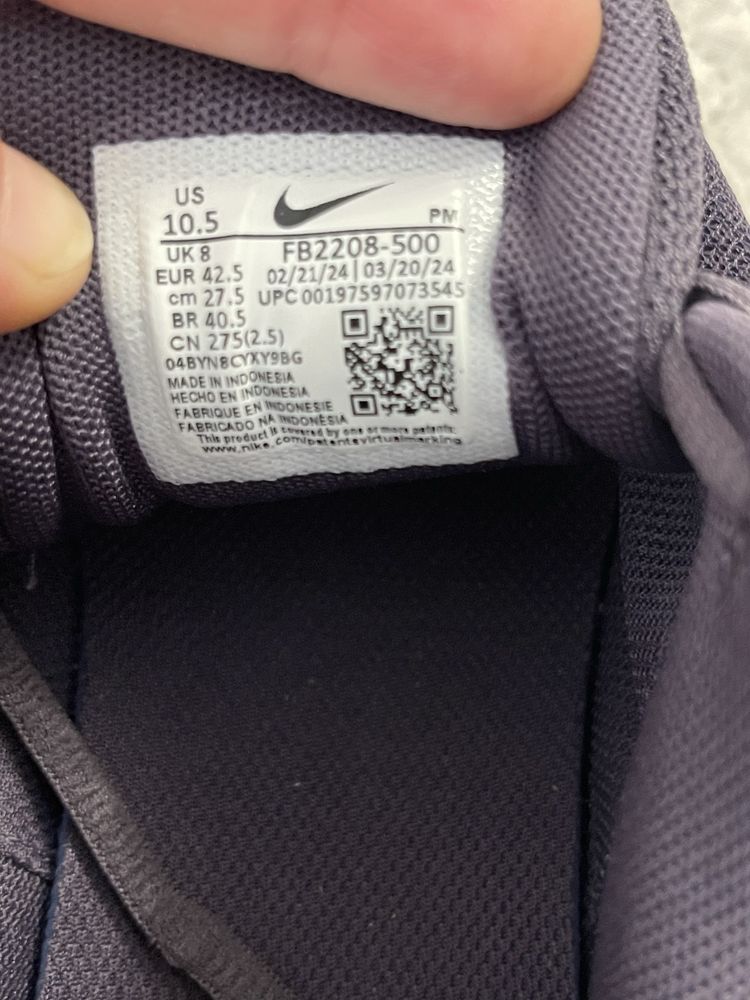 Кросівки Nike oригінал 42,5 р