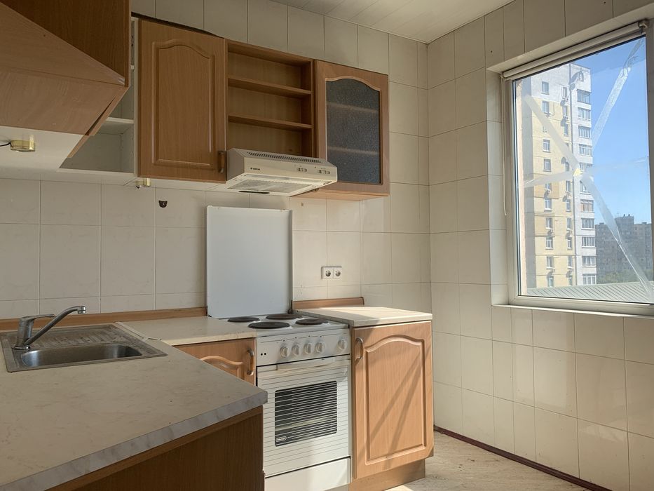 Продаж 2кв. 56м. Вул. Харьківське шоссе 148 Метро 10 хвилин. Терміново
