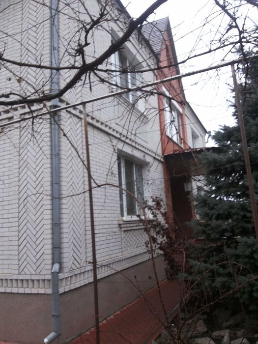 Продам великий будинок