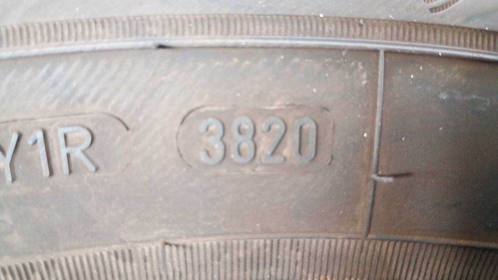2x 205/60R16 Goodyear UltraGrip 9+ Zima Używane Siedlce