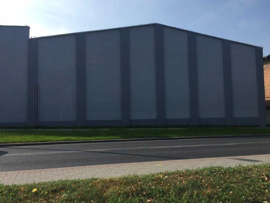 Hala 700 m 2 Pakość