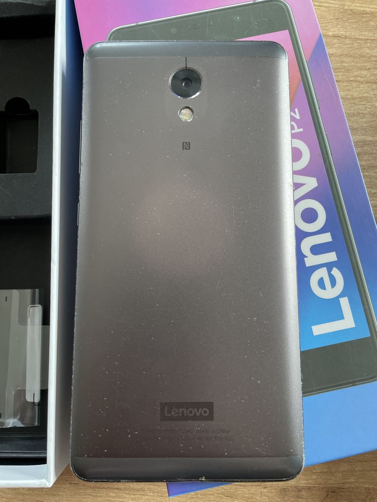 Lenovo P2 telefon