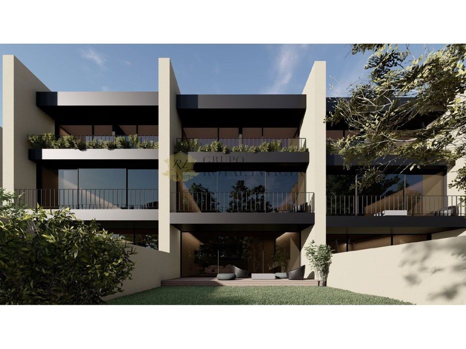 Moradias  V3 em Construção - Fânzeres e São Pedro da Cova