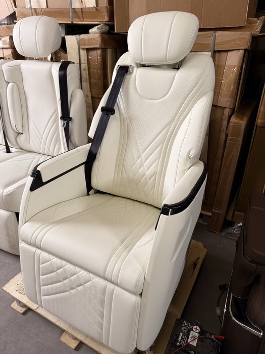 Диван реклайнер і сидіння реклайнери на Sprinter, Crafter сидіння бус