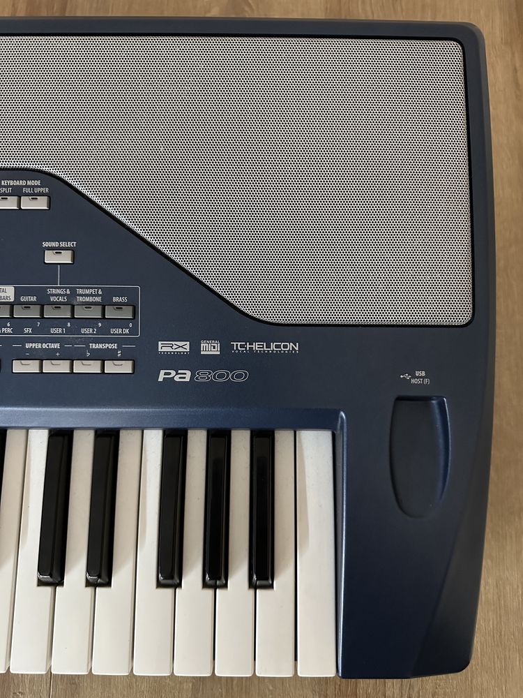 Korg PA800 синтезатор