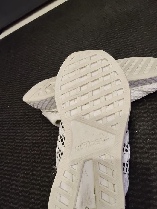 Buty adidas Deerupt Runner