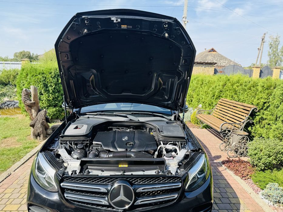 Mercedes-Benz GLC 250D 4Matic 2018р Official