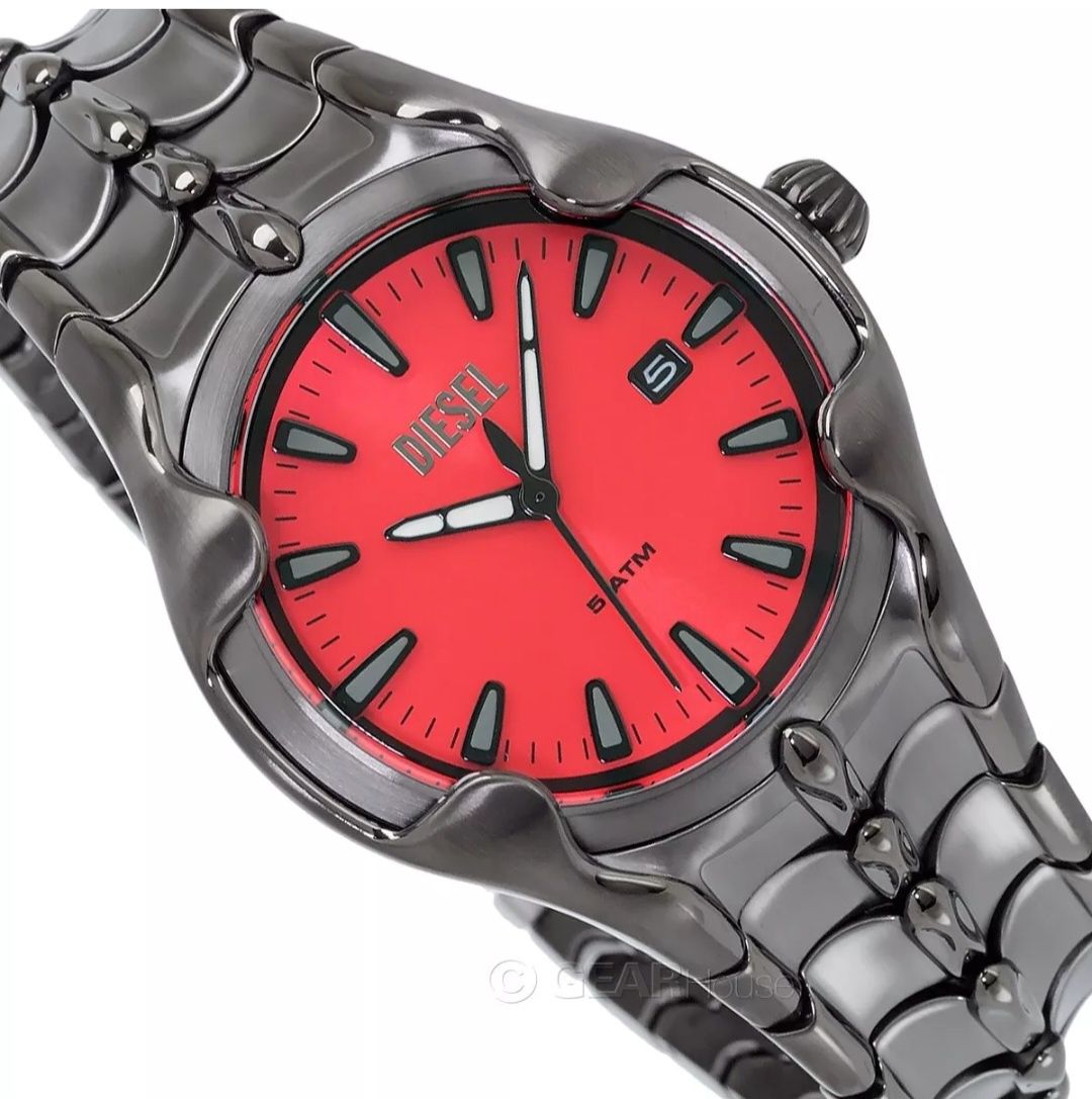 DIESEL Metamorph Vert. Часы.