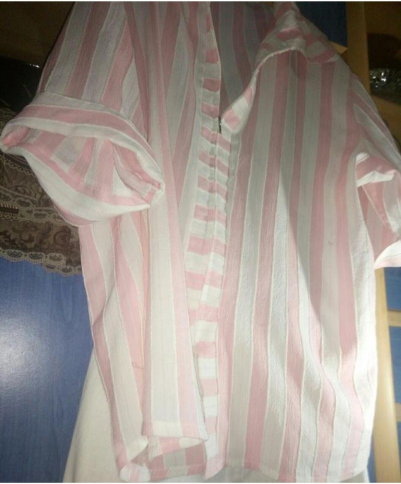 Блуза в полоску ,смугаста р 52 На блискавці ,рожева,біла
