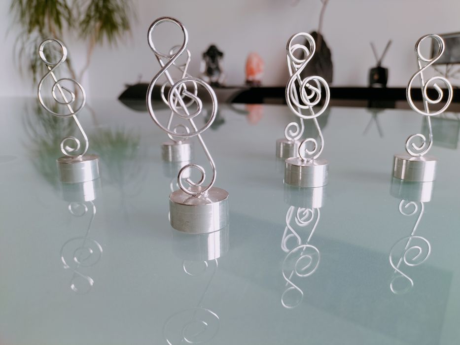 Suporte fotos/papel clave de sol