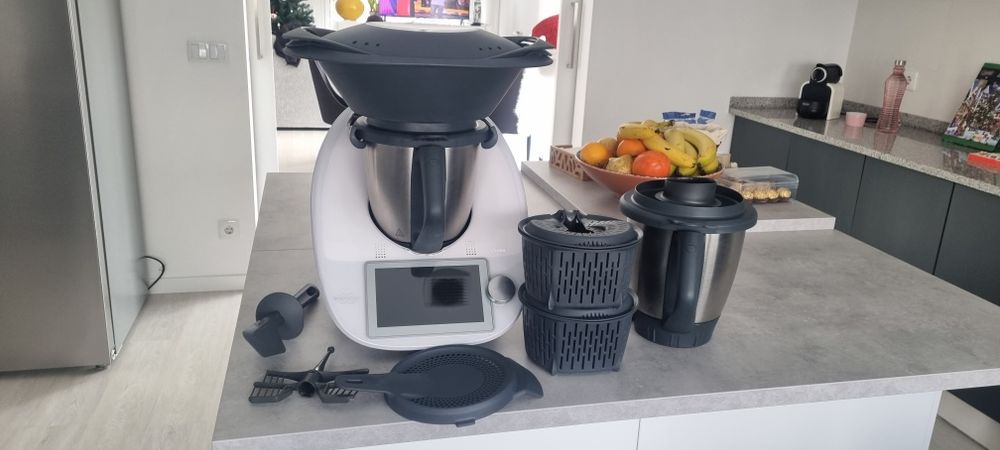 Bimby Tm6 com 2  copos