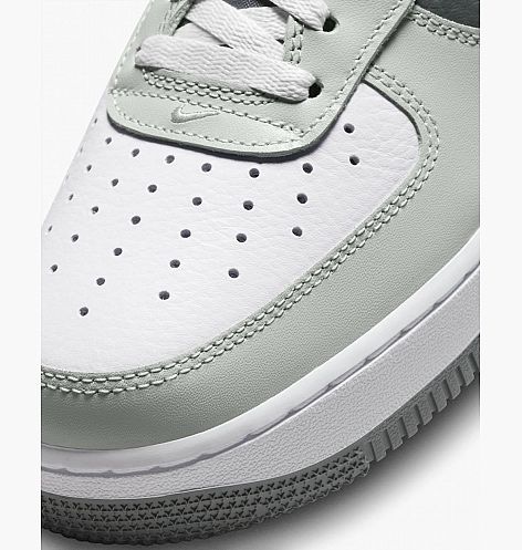 Кросівки Nike Air Force 1 07 LV8 Shoes Grey FD2592-001
