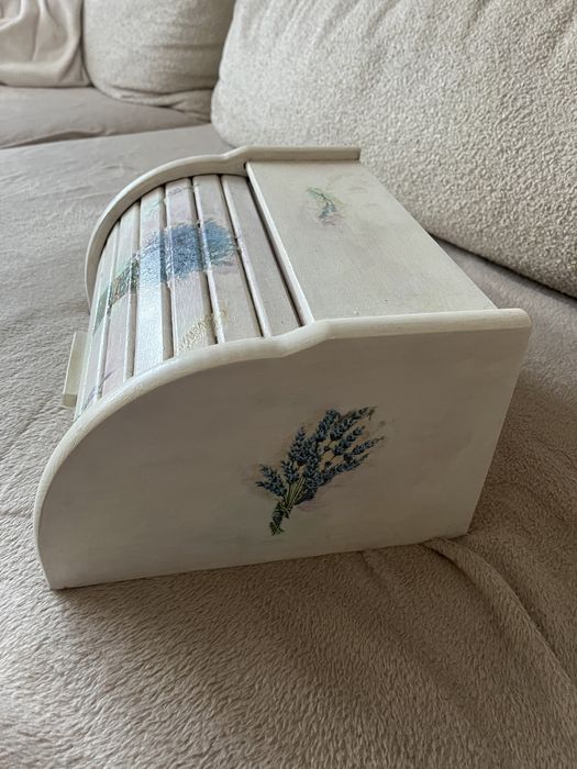 Drewniany chlebak 32x25cm