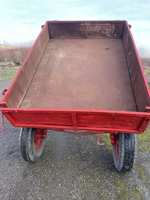 Продам трактор т16 шасік, бульдик , самозвал,припец,кузов тракторець