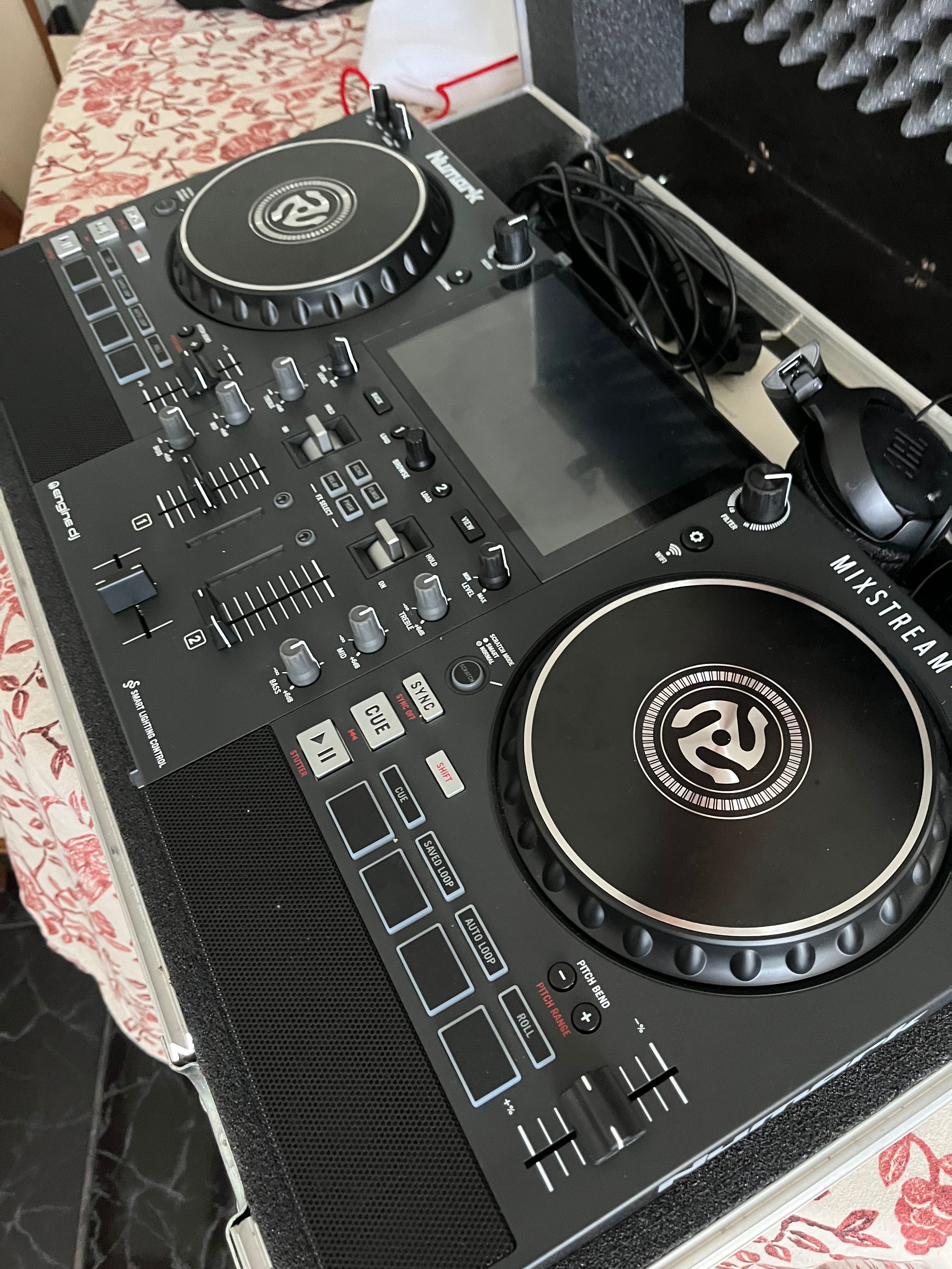 Controladora Dj / Numark mixstream Pro +