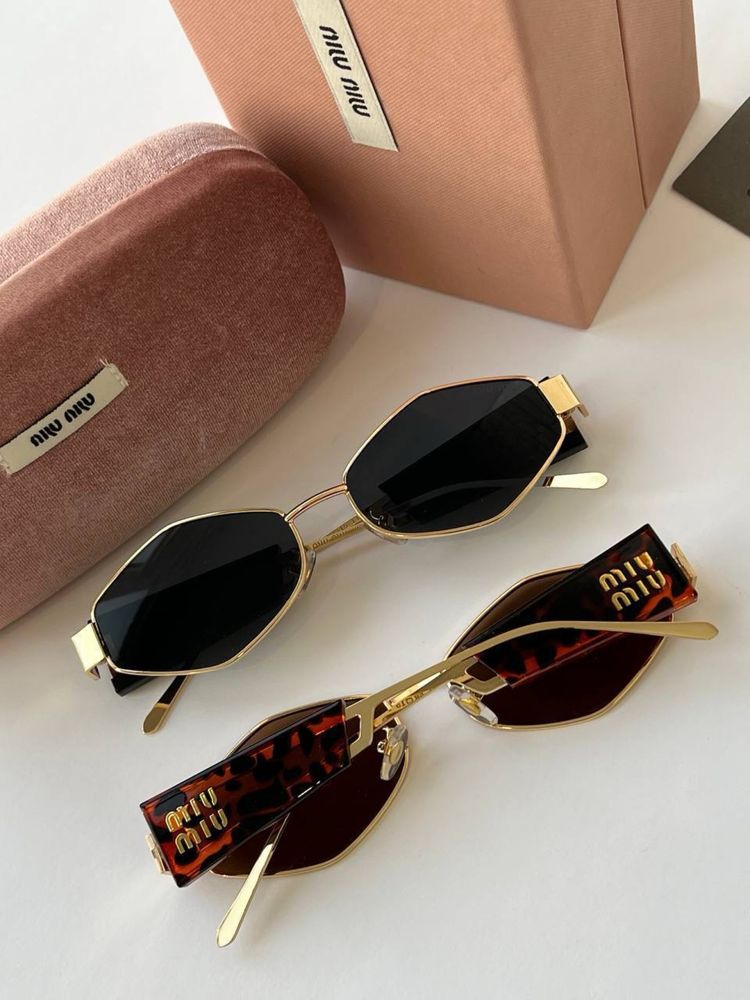 Стильные солнцезащитные очки ромбы miu miu