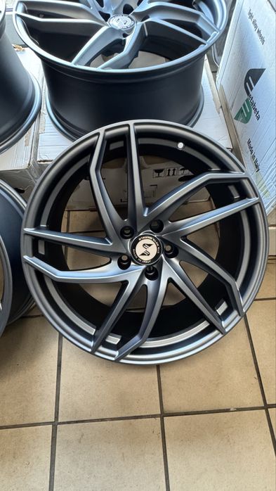 BMW 20 cali nowe szary mat  F30 F10