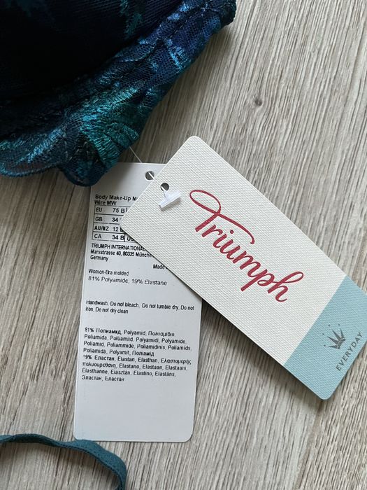 Triumph комплект 75b/ 70 С s комплект білизни