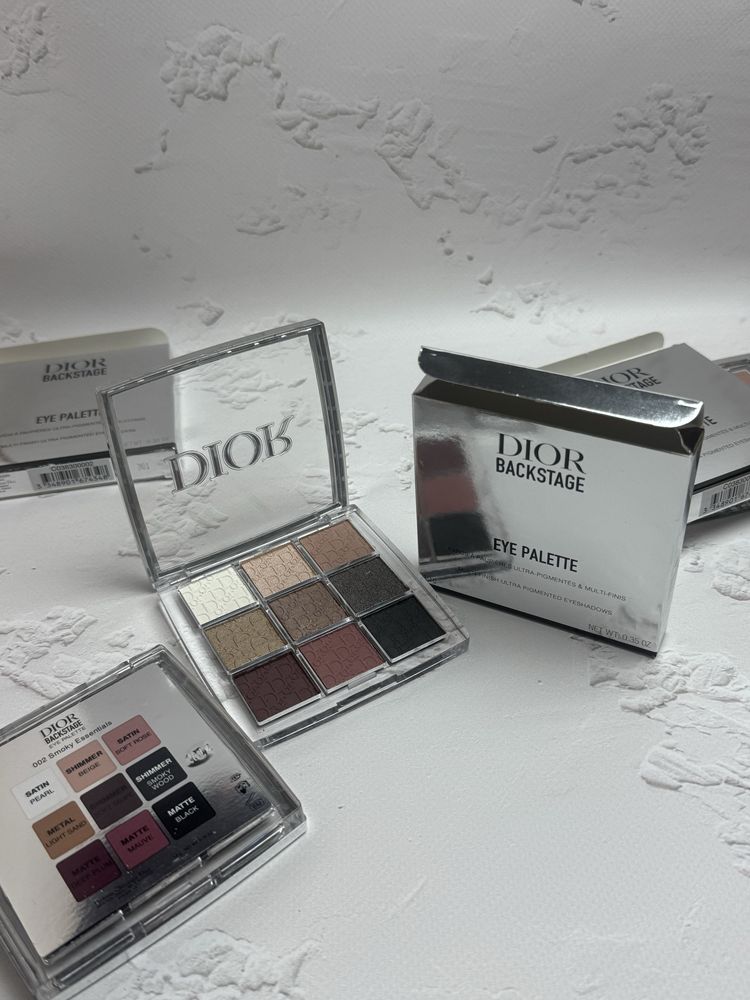 Тіні для повік Dior 002 Smoke Essentials