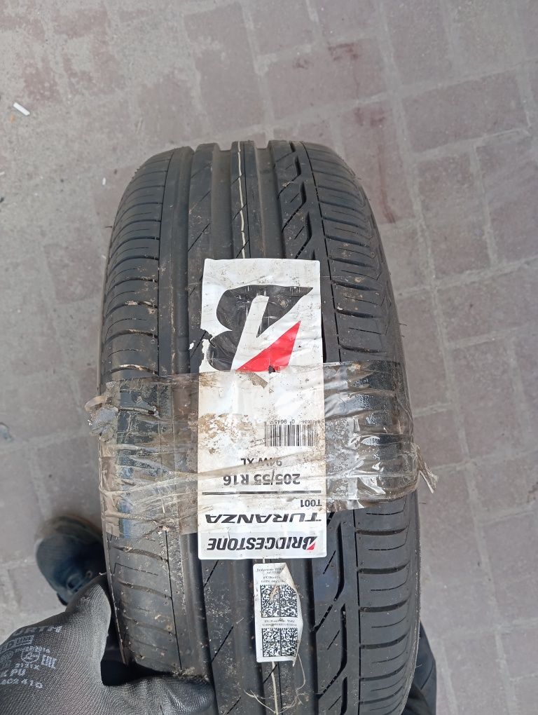 Шини Bridgestone Turanza T001 205/55/16