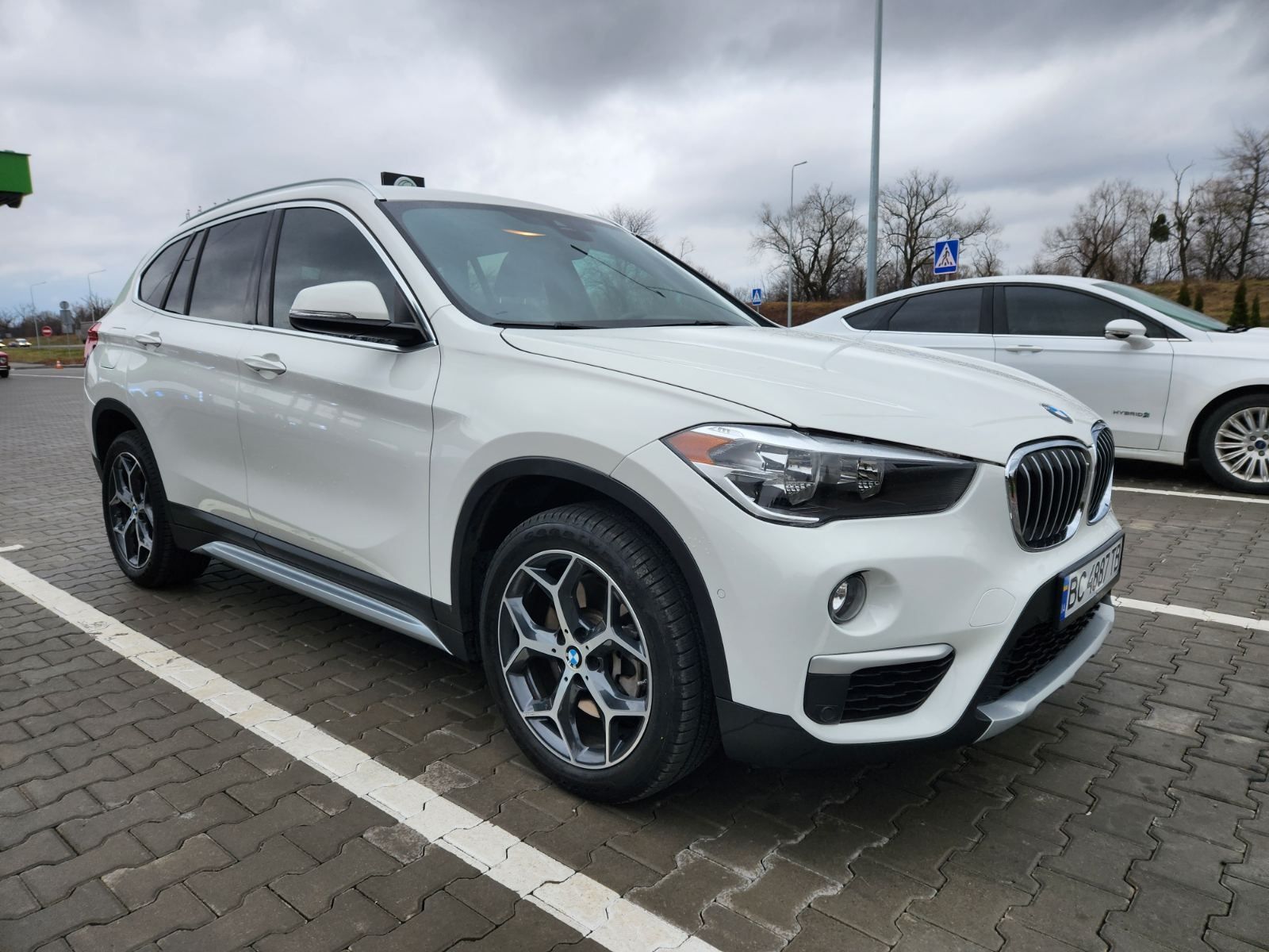 Bmw x1 f48 пригнана з мінімальними пошкодженнями