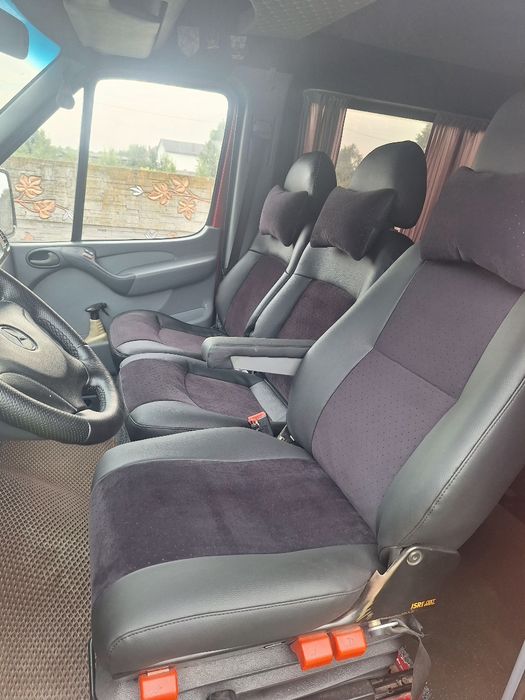 Обшивка перетяжка салона авто