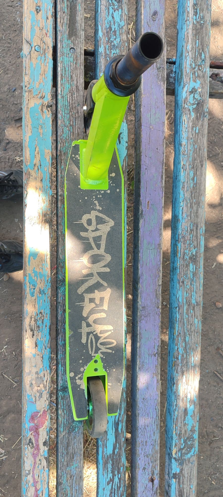 Продам деку,дешево.