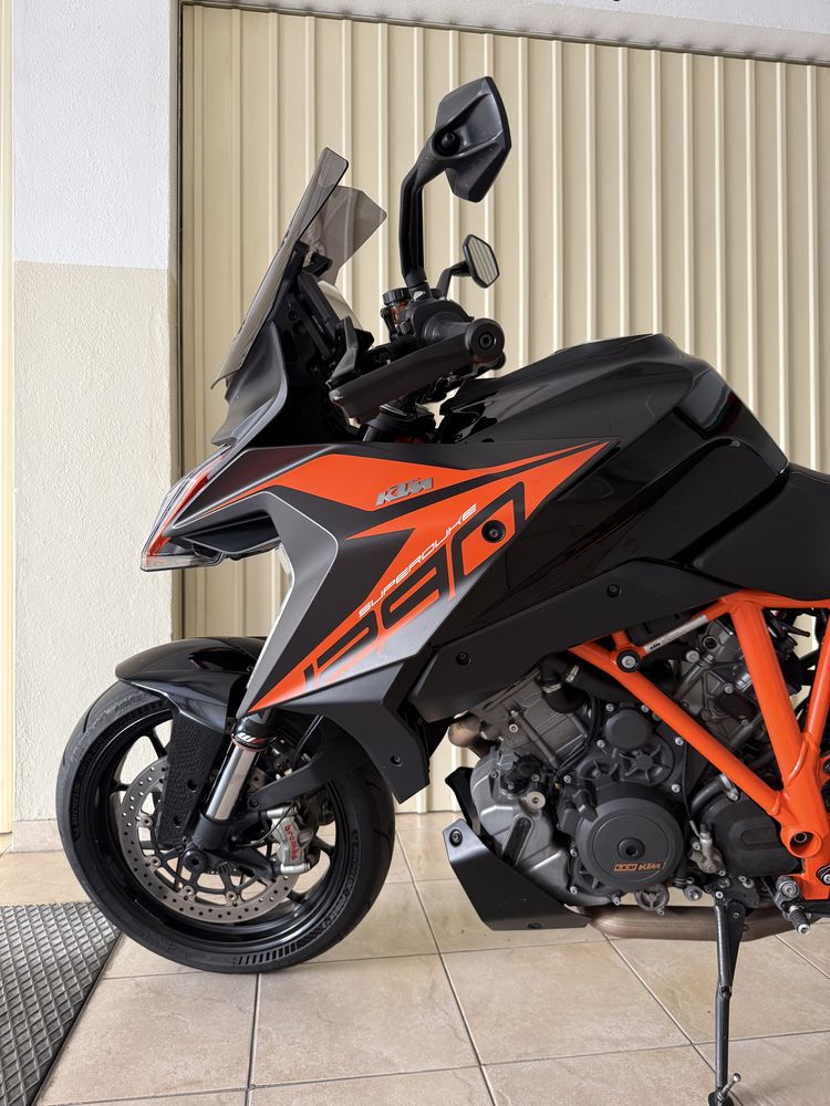 KTM 1290 Super Duke GT