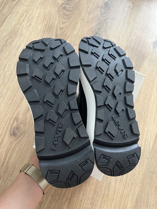 Sneakersy damskie buty Levi’s rozmiar 36 NOWE