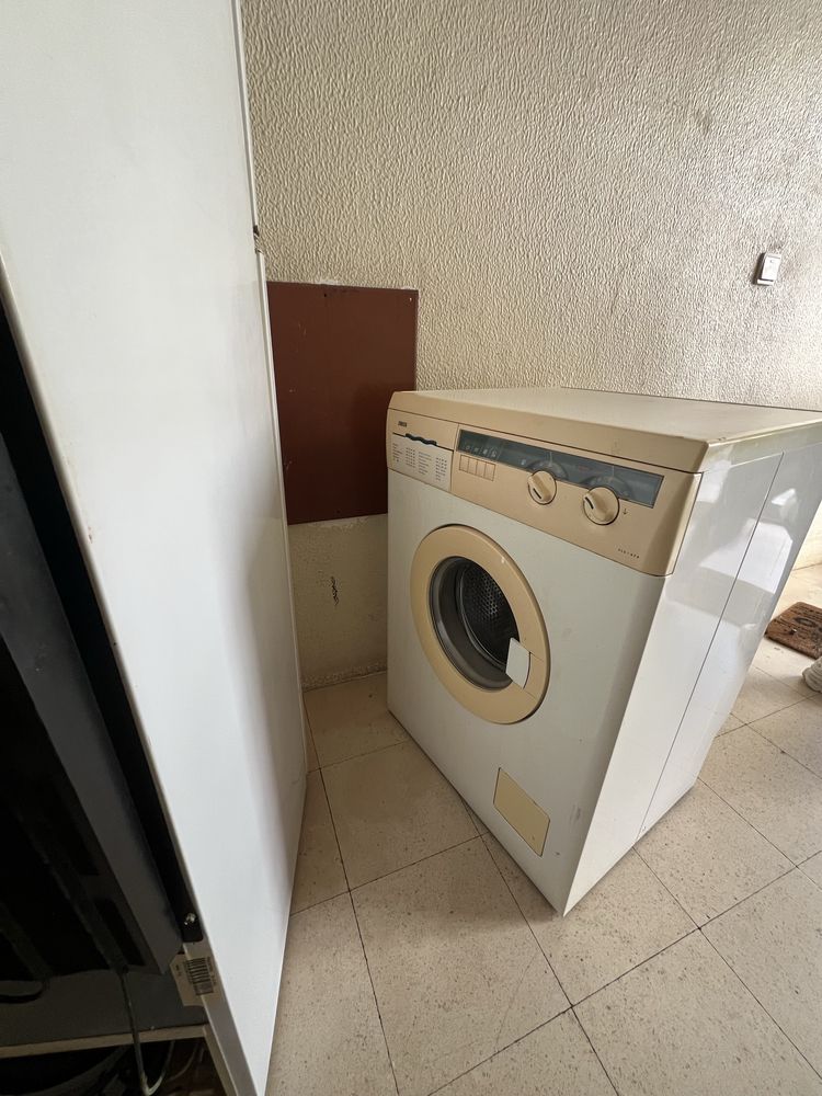 Maquina lavar roupa