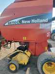 New Holland BR750