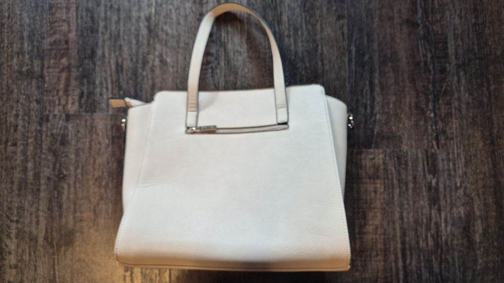 OCHNIK Torba damska skórkowa kremowa.