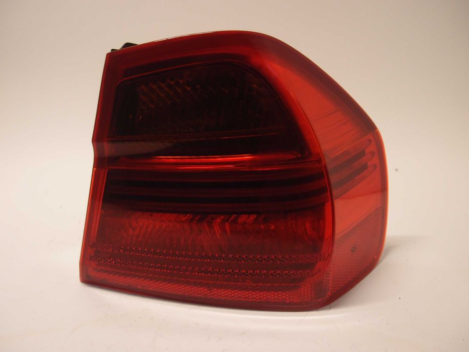 Lampa tył prawa BMW e90 2006r.